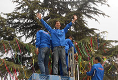 鄭州超前涂料歡迎您！專(zhuān)業(yè)真石漆生產(chǎn)廠家